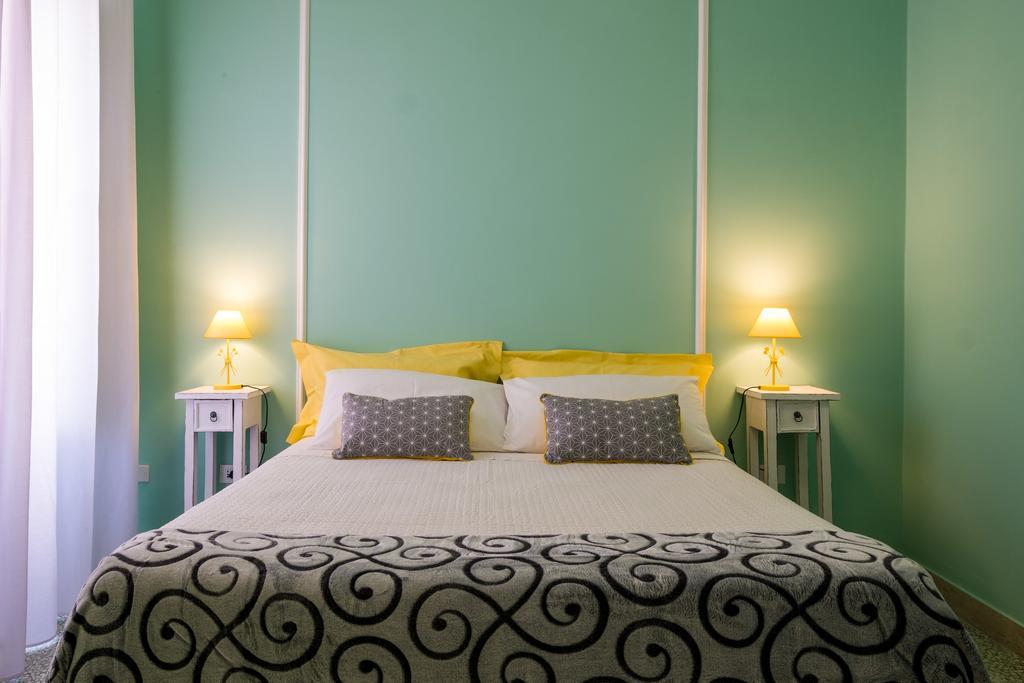Mille E Una Notte / Station Apartment Palermo Luaran gambar